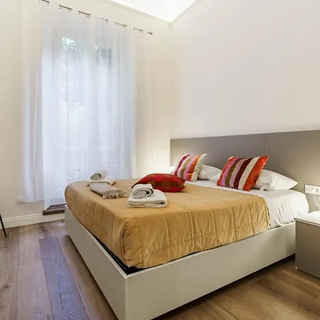 Petrarca Home, Apartman *