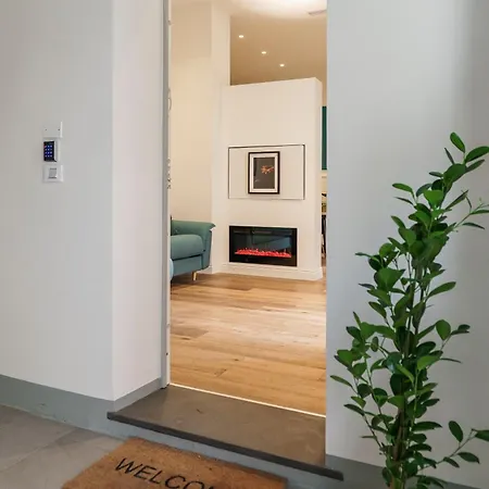 Petrarca Home, * Florence