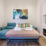 Petrarca Home, Apartment