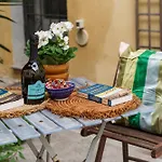 Petrarca Home, *