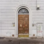 Petrarca Home, Apartment