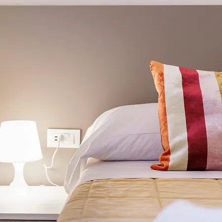 Apartament Petrarca Home, *