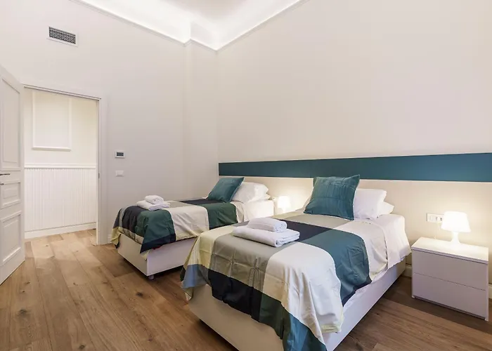 Petrarca Home, *